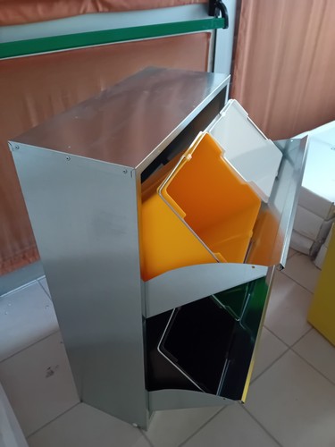 Pattumiera per differenziata - pattumiera,